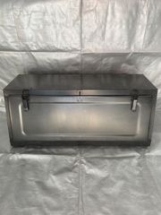 三菱/FUSO/純正品/工具箱/750/ブラック/新車/大型/中型/小型/トラック/ファイター/キャンター/CANTER/FIGHITER/