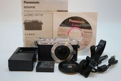 ショット数674回 ■極上品■ PANASONIC DMC-GF7 ボディ ブラック×シルバー ＊23808