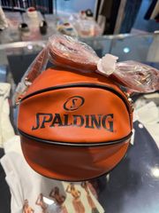 SPALDING（スポルディング）SPD LBB SL SHOULDER BAG バスケットボール型バッグ　ライトブラウン　80979600-72