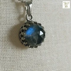 クラウン ネックレス・ラブラドライト