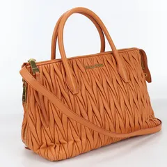 MIUMIU(OUTLET) ミュウミュウ アウトレット 2WAYトートバッグ マテラッセ RN1016 N88 トートバッグ レザー【中古】 レディースのサムネイル
