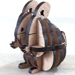 パズル造形　ミニチュア動物「チンチラ」　シート貼りＭＤＦナチュラル（薄茶）