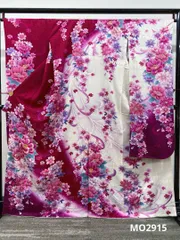 振袖 豪華 金彩 銀通し ラメ刺繍 紋意匠 身丈 164cm 撥水加工済 MO2915