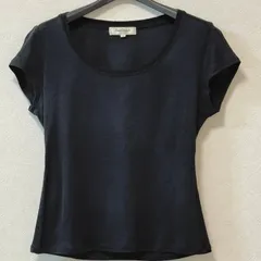 Paul Stuart	ポールスチュアート 黒田エイミ着こなし 半袖 Tシャツ ブラック　黒　レディース　Mサイズ　無地　シンプル　夏　Uネック　体型カバー　細見え　サラサラ生地　カジュアル　キレイ　かわいい　お出掛け　シンプルコーデ
