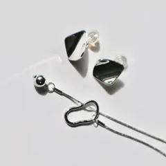 【２点セット】シルバーアクセサリーセット　穴を開けないピアス　イヤリング　ネックレス　チェーン