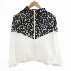 【美品】即完売 NIKE NSW フローラル ポンチョ 総柄 TECH PACK 美品】即完売 NIKE NSW フローラル ポンチョ 総柄 TECH PACK