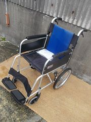 特別特価【新品未使用】 MIKI 自走用車椅子 VS-1 車椅子ハイポリマ