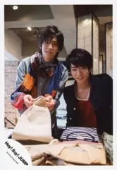 【中古】生写真(ジャニーズ) Hey! Say! JUMP/知念侑李・中島裕翔/上半身・衣装黒赤グレー・ストール・中島両手服/公式生写真