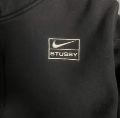 Stussy スニーカーイラスト パーカー Nike x Stussy Full Zipナイキ ステューシー コラボ フーディー