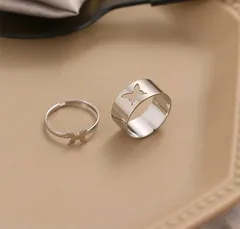 【ペア】蝶 オープンリング カップル フリーサイズ おしゃれ 可愛い バタフライ 蝶々 ナチュラル カジュアル お揃い ギフト 贈り物 新品