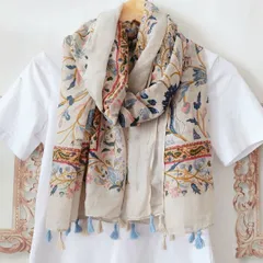 ボヘミアン インディアン風 花柄 大判ストール 浅杏色 纏枝藤蔓 レトロフラワー 葉脈柄 双色タッセル ブルー×ライトグレー エレガント 華やか UVカット 冷房対策 薄手 軽量 春 夏 秋 お花見 旅行 普段使い 母の日 プレゼント  送料無料 即購入OK