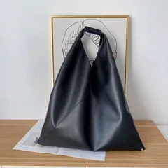 SALE【MM⑥ Maison Margiela】お洒落な憧れトライアングルバッグ MM6 Maison Margiela｜トライアングルクロスボディバッグ