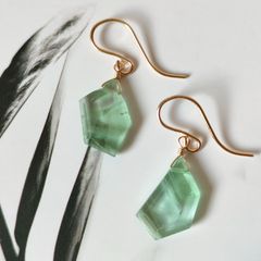 1点作品☺︎ 菱形ストライプイエローオパールピアス イヤリングに変更