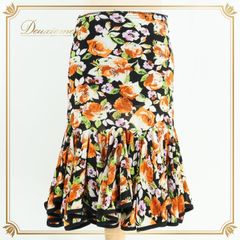 社交ダンス ラテン スカート ブラック系 レイリーナ 花柄 ラテンスカート 練習着 ストレッチ 華やか 黒 白 緑 橙 ミニ丈 レッスン 伸縮 インナーパンツ フラワー 柔らかい ホワイト系 オレンジ系 グリーン系 パープル系