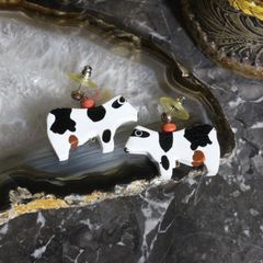 USA VINTAGE COW DESIGN SWING EARRING/アメリカ古着牛さんデザインぶら下がりピアス
