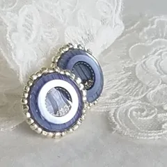 ☆1点のみ！☆ビンテージボタン使用☆イヤリング(ピアスに加工もできます)☆010