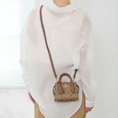 新品 コーチ COACH ショルダーバッグ ミニ キャリーオール カーキ/チョーク