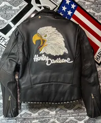 ⭐️Harley-Davidson⭐️絶版レアモデル❗️⭐️非常にレアな背面3D立体エンボス加工&ペイント⭐️本革製ジャケット⭐️超レアモデル⭐️ハーレーダビットソン⭐️