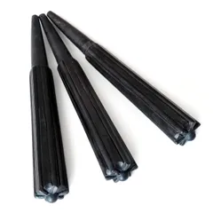 (送料無料)12.980円　沖縄三線専用　黒棹カラクイ、糸掛け、唄口三種弦セット 沖縄 三線用 カラクイ 4本 （ 六角・ライン有・黒木）加工済み