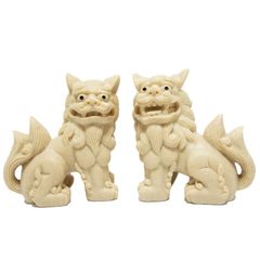 シーサー ペア 置物 玄関 沖縄 砂色 アイボリー 18cm コミック 微笑み インテリア 飾り プレゼント 癒し ビーチ風景