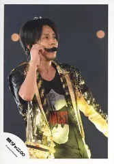 【中古】生写真(ジャニーズ) 関ジャニ∞/渋谷すばる/衣装黒.金・右手ヘッドセット・右向き・背景黒・ライブフォト/公式生写真