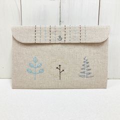 フラットポーチ【北欧木々】　刺し子・綿麻・コットン