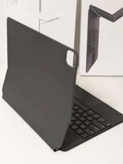 iPad Pro/Air 13/12.9インチ用 マジックキーボード 英語版（US）Magic Keyboard ブラック A2480