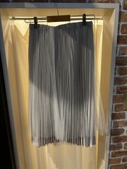 ready for the weekend 三越伊勢丹 スカート プリーツスカート サテン フレア ロングスカート ポリエステル サイズ38 A-449