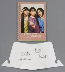 2026年最新】perfume カレンダーの人気アイテム - メルカリ