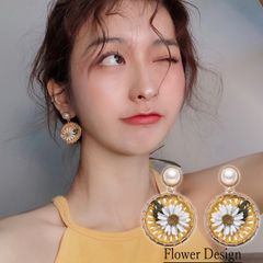 フラワーピアス 大振りピアス