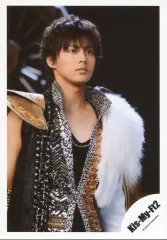【中古】生写真(ジャニーズ) Kis-My-Ft2/藤ヶ谷太輔/上半身・衣装白黒金・斜め左・衣装黒金/「MUSIC COLOSSEUM」ジャケ写＆MV＆特典映像撮影オフショット/公式生写真