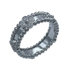 2025年最新】ヴァンクリーフ&アーペル ペルレ 53の人気アイテム - メルカリ