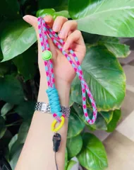 【セール】ストラップ 携帯ストラップ ネックストラップ 首かけ 最新 人気 女性 韓国 学生 手ぶら 学校