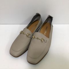Figurino フィグリーノ　パンプス　ベージュ　23㎝／24.5㎝　タのサムネイル