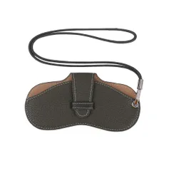 [CARRY ALL BEFORE ONE] メガネケース ネックストラップ付き 眼鏡ケース 薄型 スリム ソフト おしゃれ レディース メンズ PUレザー 軽量 コンパクト めがね 収納 持ち運び 携帯用 ストラップホール グレー [グレー] [タイプA]