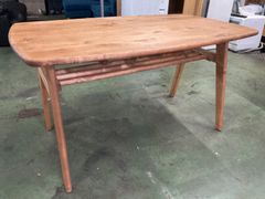 ● 関家具、ダイニングテーブル、天然木、バーチ材、幅120cm、東京都下、送料込み