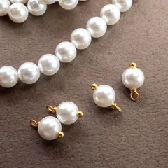 ＊4個＊ 天然石 パーツ 貝パール チャーム 金色 ピアス ペンダント アクセサリー作り te082