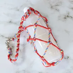 パラコード ボトルホルダー ドリンクホルダー ペットボトル ホルダー バンドメイド 推しカラー   500ml 赤 アカ レッド マルチカラー ビタミンカラー ポップカラー