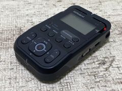ローランド リニアPCMレコーダー(ブラック)外部SDカードスロット搭載Roland R-07-BK