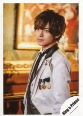 【中古】生写真(ジャニーズ) King ＆ Prince/永瀬廉/バストアップ・衣装白・体左向き/「シンデレラガール」PV＆ジャケ写撮影オフショット