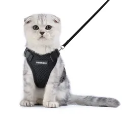 Rabbitgoo 猫 ハーネス リード セット 小型犬 犬猫兼用 抜けない はーねす ソフト胸あて 軽量 足を上げず装着完成 サイズ調節可 ネコ 散歩 紐 夜反射 通気メッシュ 咳込み防止 胴輪 ベスト りーど（黒 XSサイズ）