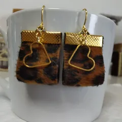 ☆300円ピアス 85. レオパードリボン/ハートチャーム