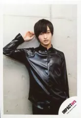 【中古】生写真(ジャニーズ) IMPACTors/佐藤新/膝上/「Summer Paradise 2021」グッズオフショット/公式生写真