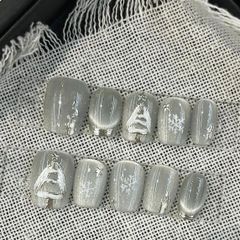 ネイルチップつけ爪　004 銀色のツリー　Mサイズ