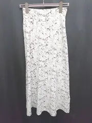 ◇ ⊂ natural couture ナチュラルクチュール 総柄 ロング フレア スカート サイズF ライトベージュ ブラウン レディース P  【1409250044878】のサムネイル