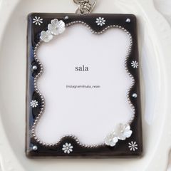 硬質トレカケース　B8 　トレカキーホルダー トレカデコ ブラック