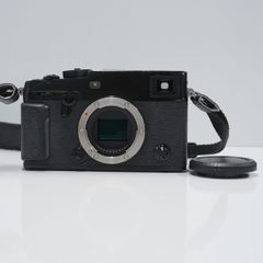 FUJIFILM X-Pro3 ボディ USED美品 ミラーレス一眼 本体＋バッテリー APS-C 防塵 防滴 耐低温 上位モデル 完動品 中古 CP1007