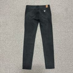 26 GUESS(ゲス) ブラックデニム レディースのサムネイル