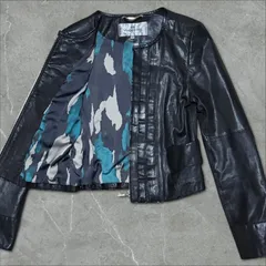 Viaggio Blu レザージャケット 　ゴートレザー 本革 ノーカラー クロップド丈 ピンタック風パネル切替え