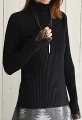 【秋冬クリアランス！】【秋冬　送料無料！】レディス　首と手口にレースデザイン　ランダムリブ　ニットプルオーバー（ボトルネック）＜ブラック：Ｍサイズ＞1775【９ｇｇ　リブ編み　編地柄　セーター】【ハイネック　セーター】